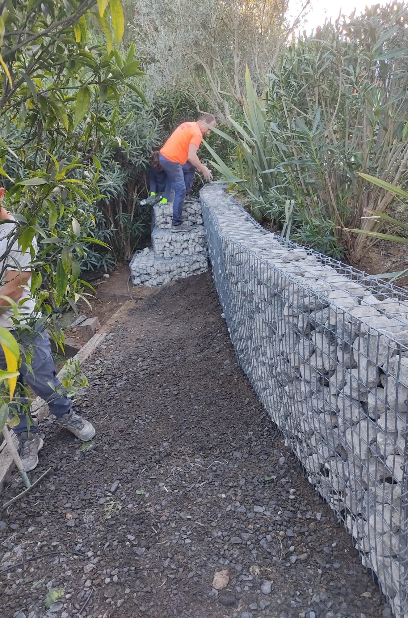 Création de mur en gabion, Alpes-Maritimes